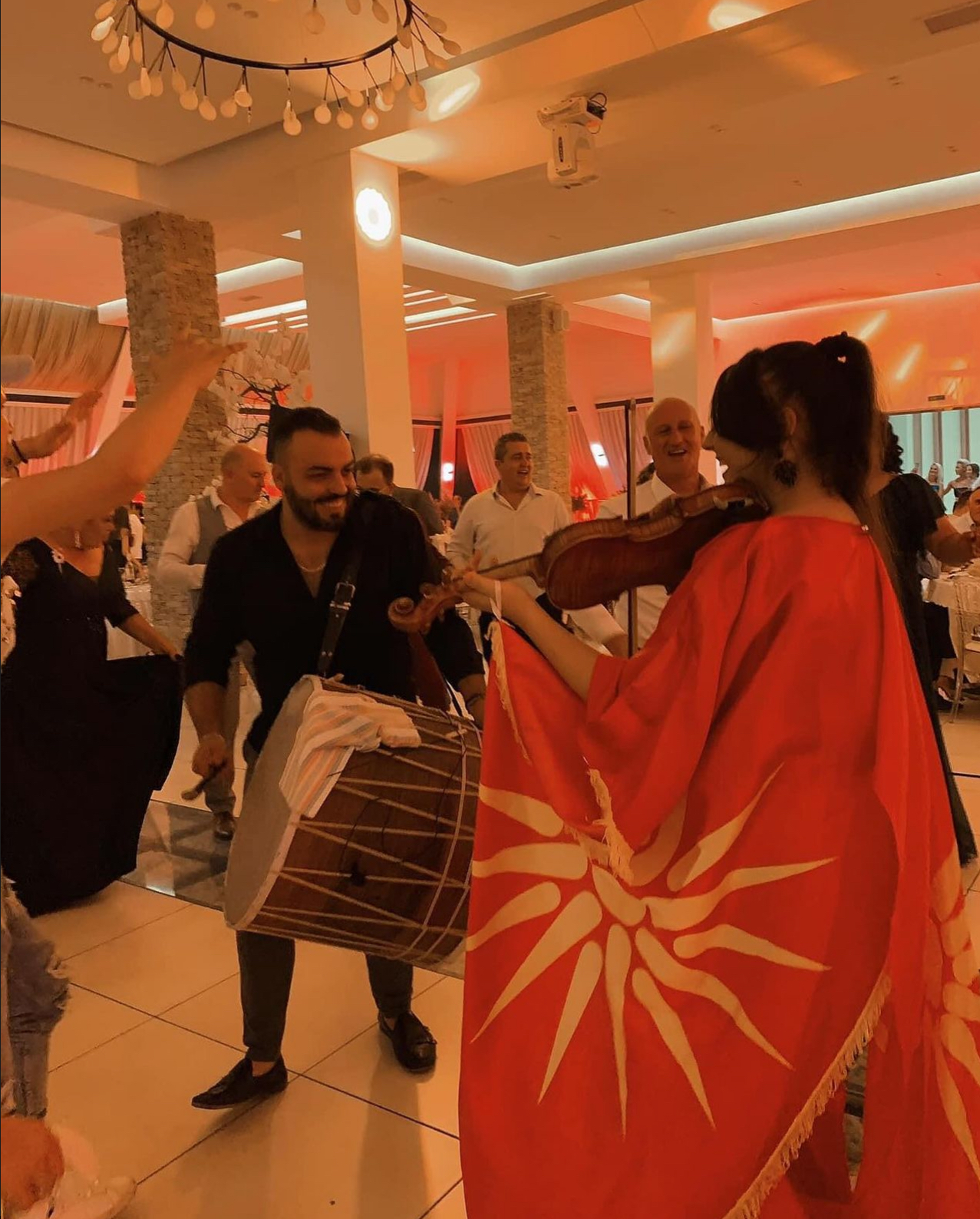 Сања Здјелар