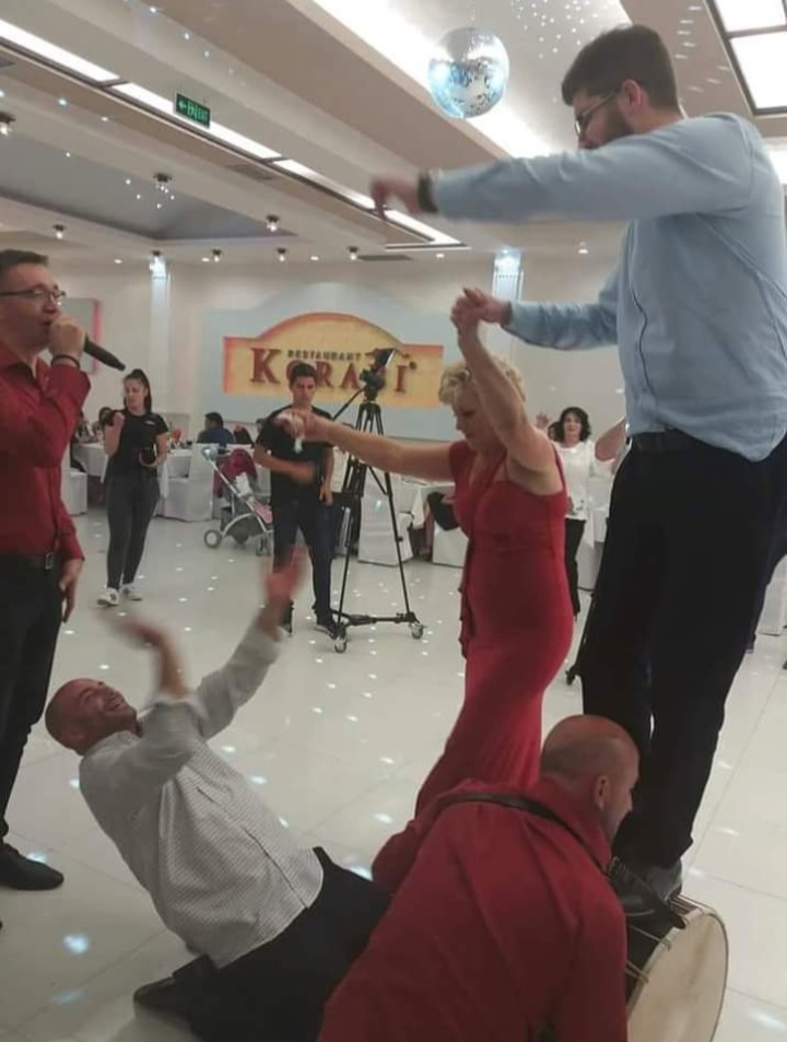 Фаворити Бенд